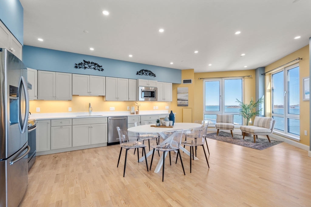1001 Marina Drive # 805