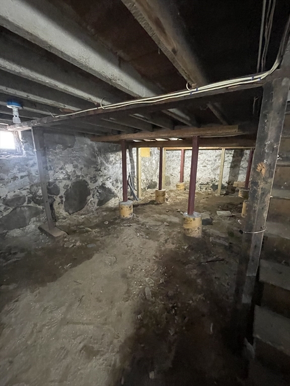 153 Cross St