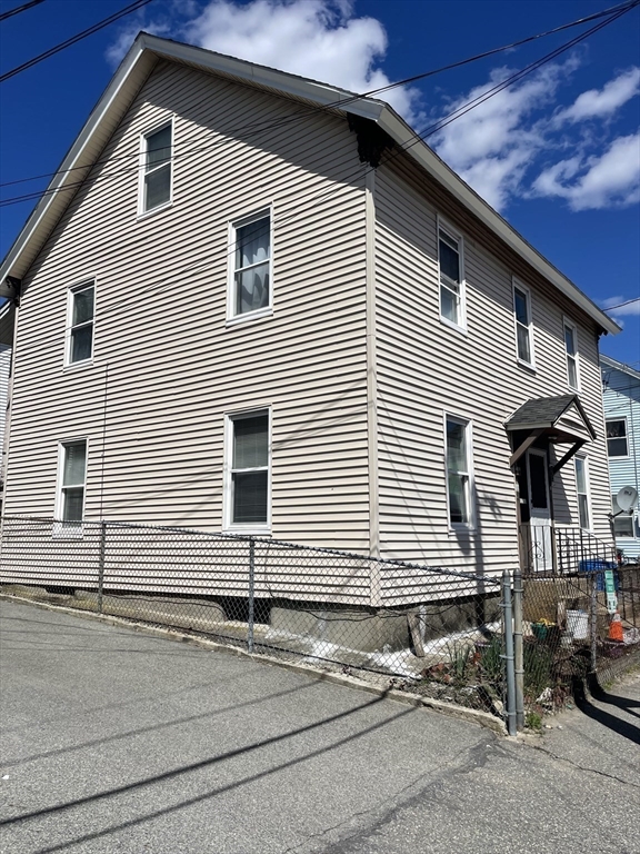 153 Cross St