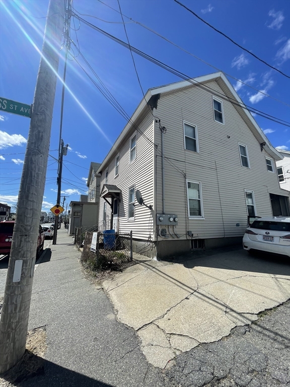 153 Cross St