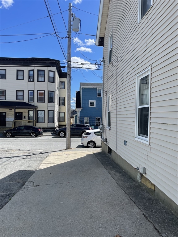 153 Cross St