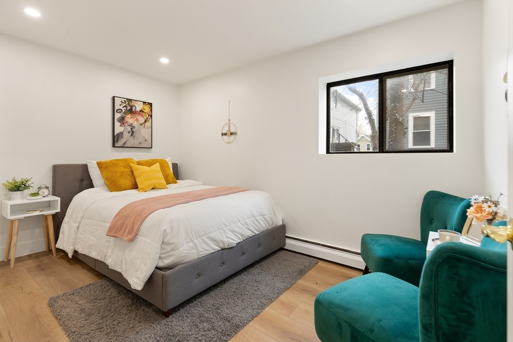 5 Linda Lane # 2 Unit: 1-2