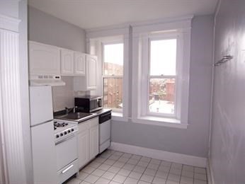 8 Garrison Street # 606