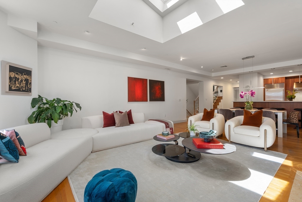 15 Marlborough St PH