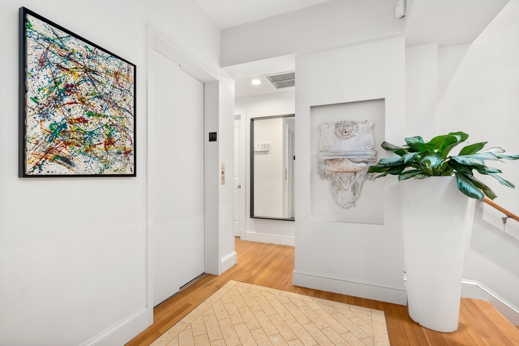 15 Marlborough St PH