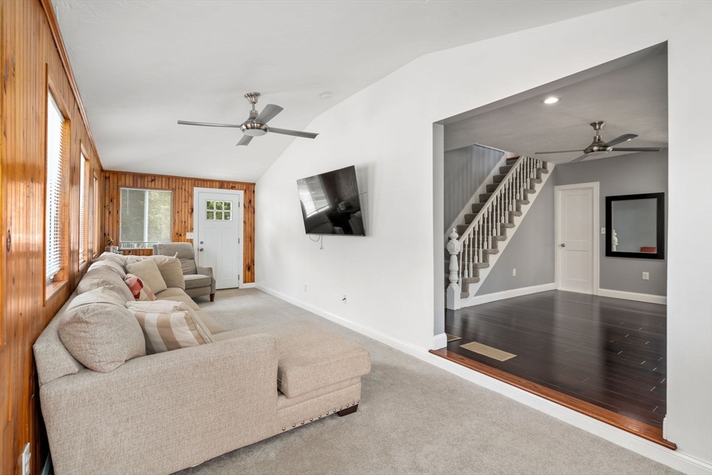 2499 Main St