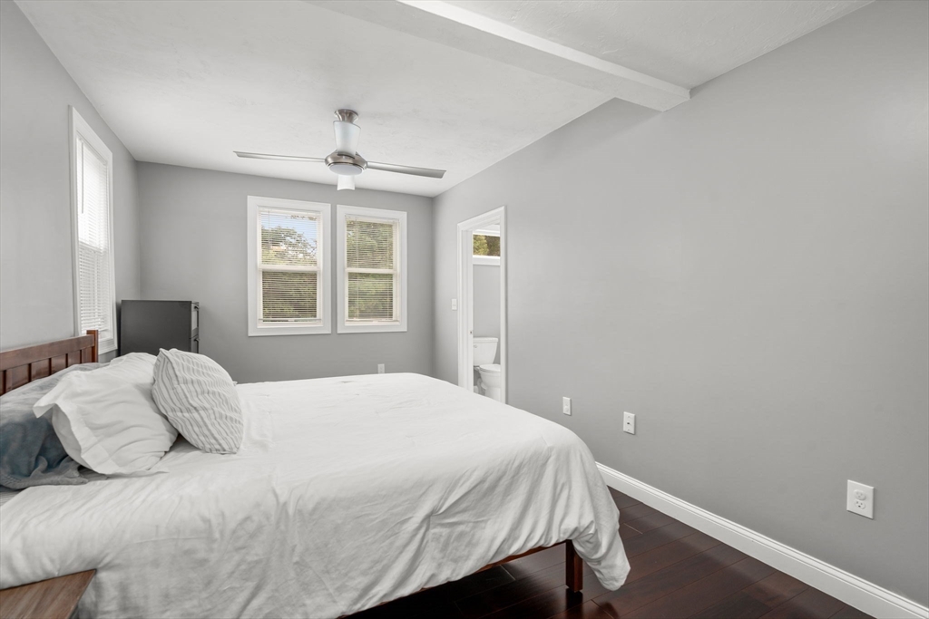 2499 Main St