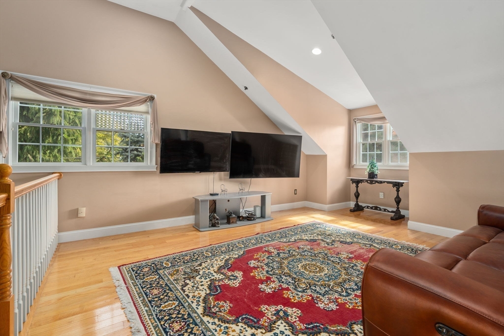 597 Main St # C11