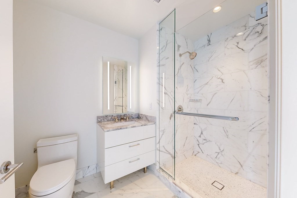 240 Devonshire Street # 4305