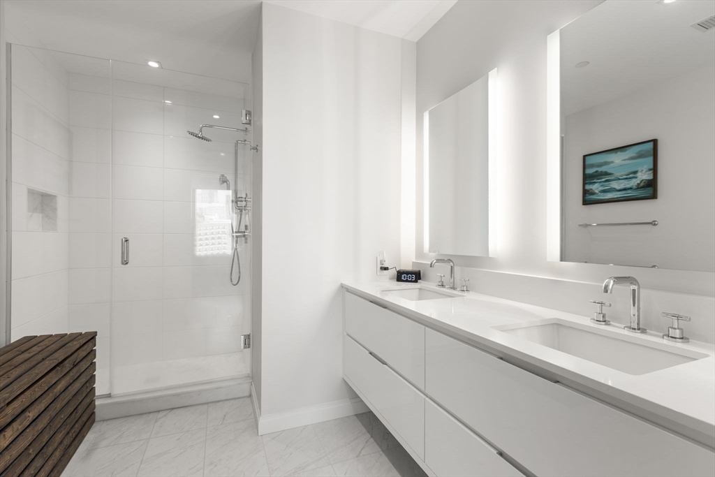 100 Shawmut # 1106