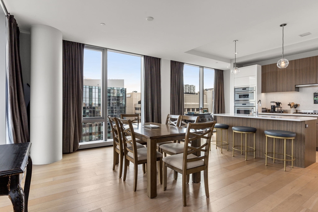 100 Shawmut # 1106