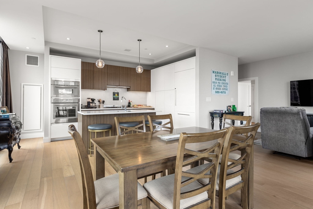 100 Shawmut # 1106