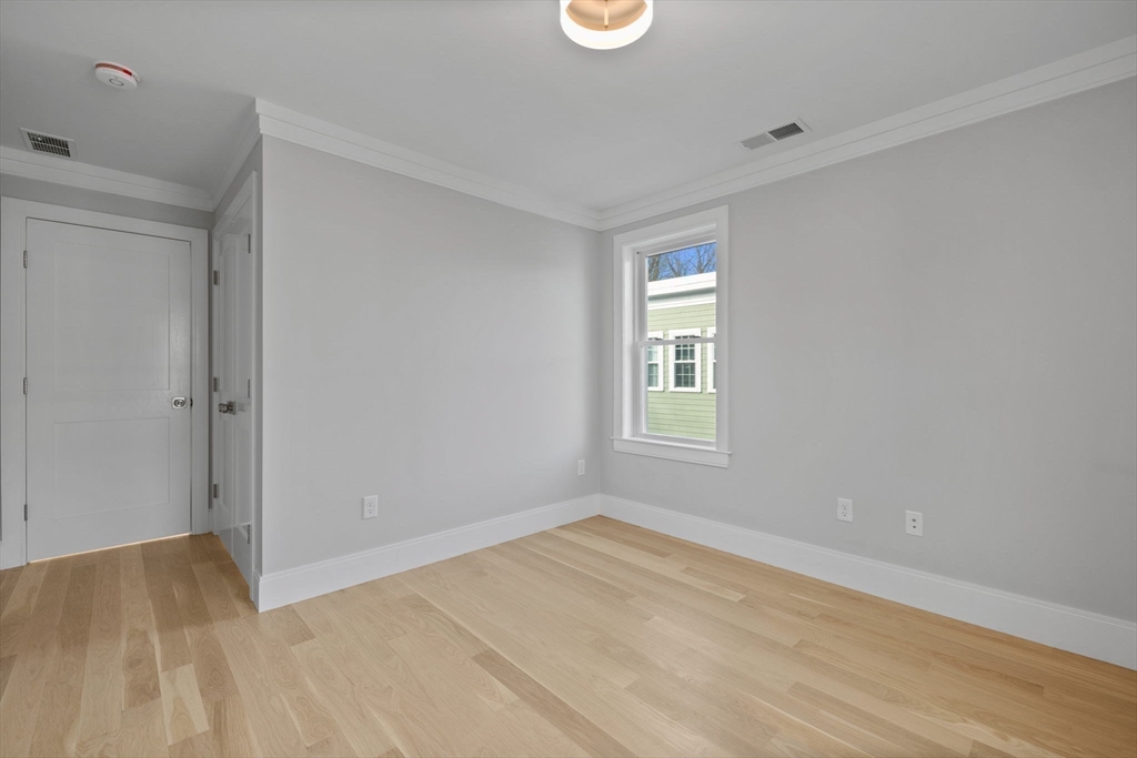 149 Williams St # 1