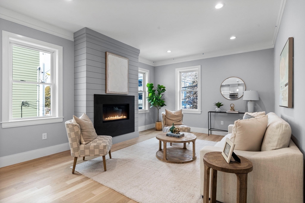 149 Williams St # 1