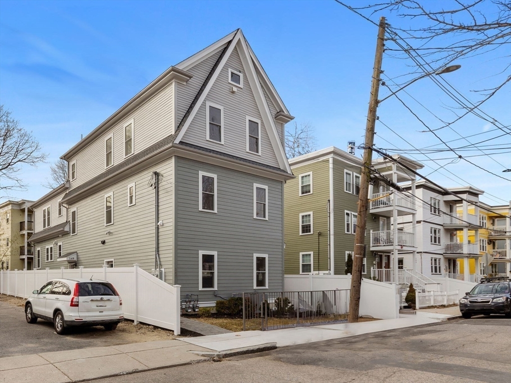 149 Williams St # 1