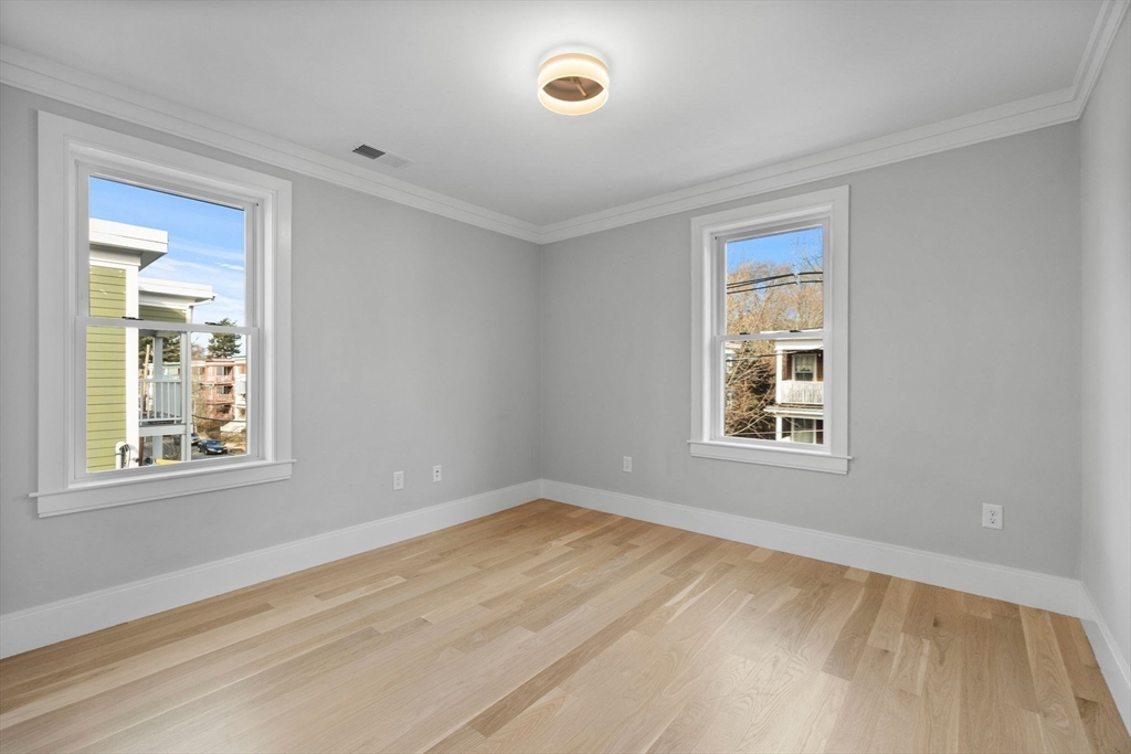 149 Williams St # 1