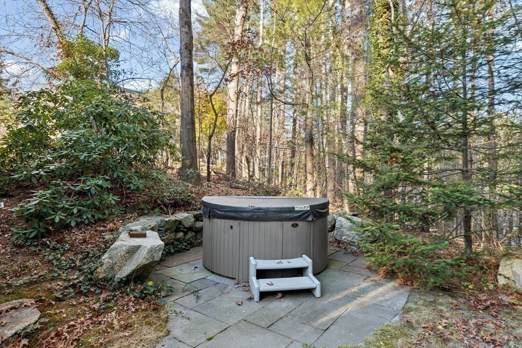 22 Orchard Ln