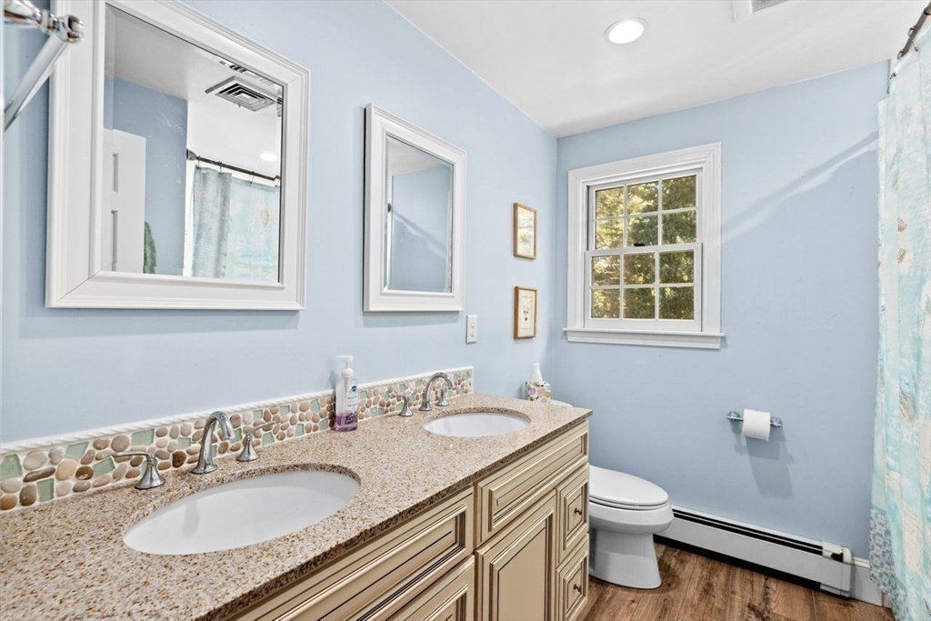 22 Orchard Ln
