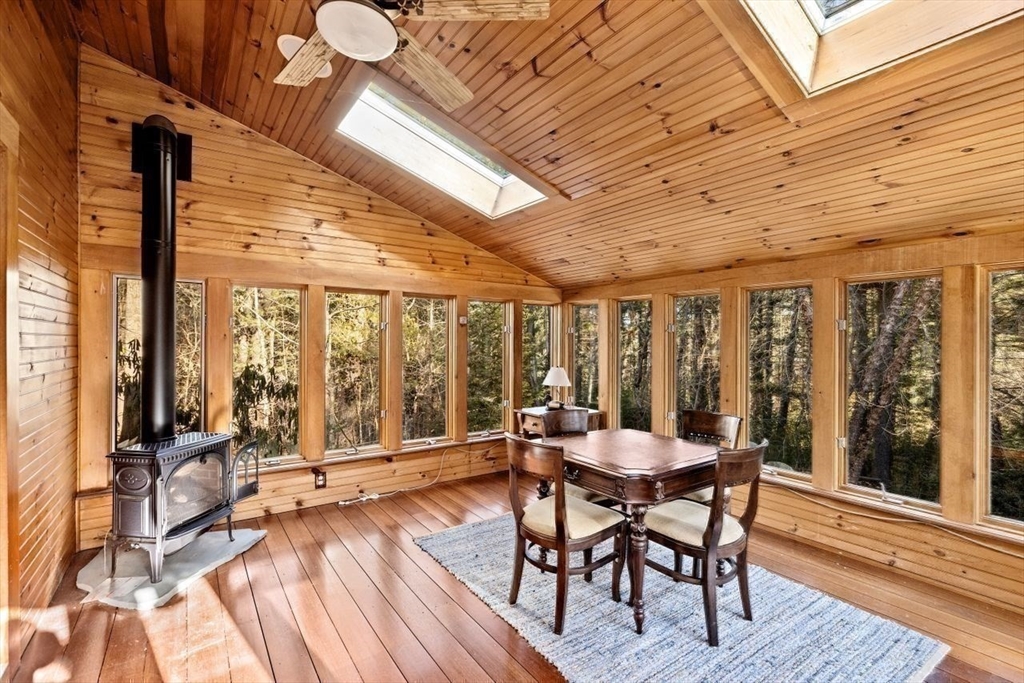 22 Orchard Ln