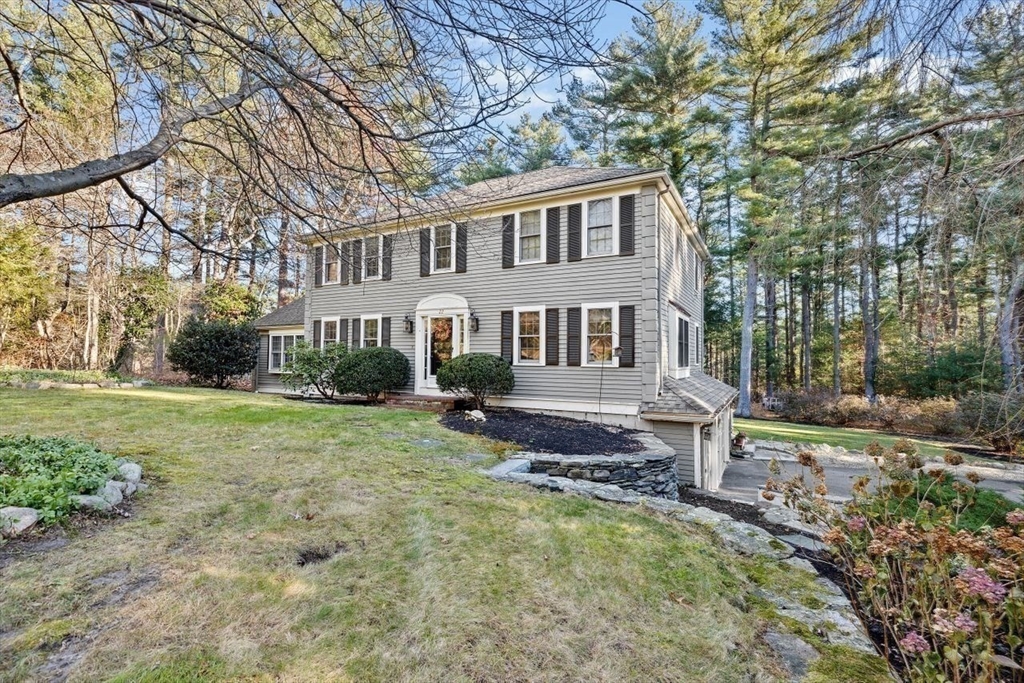 22 Orchard Ln
