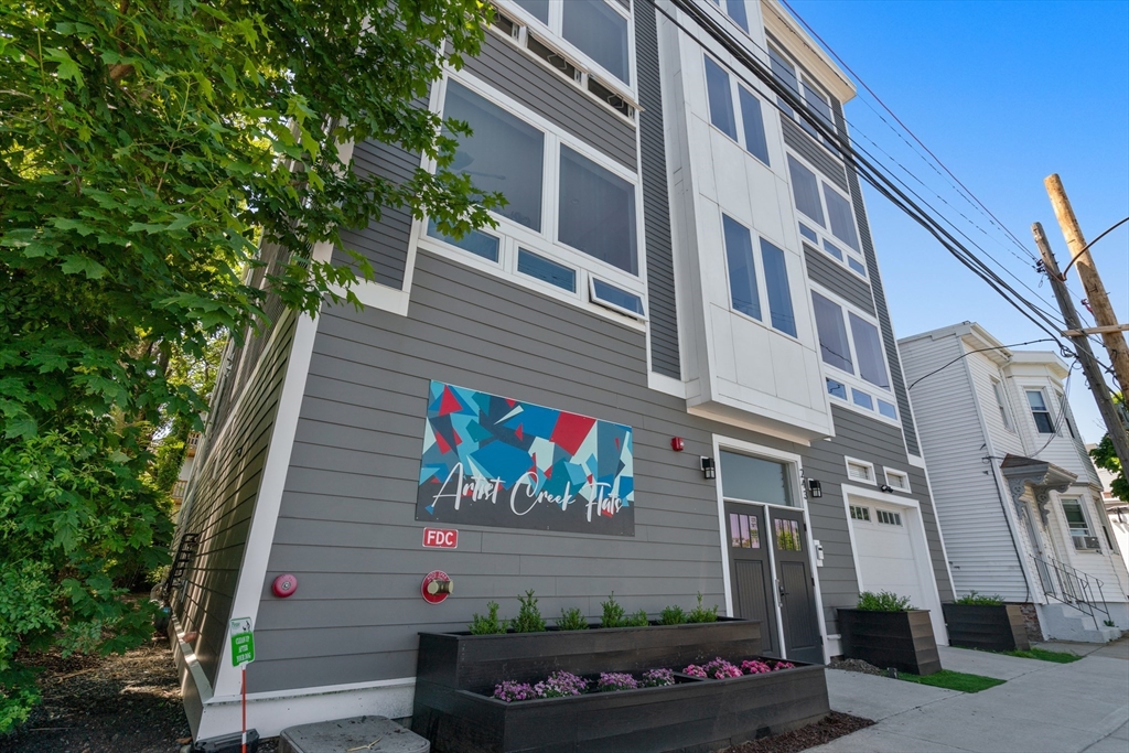 243 Condor St # 6