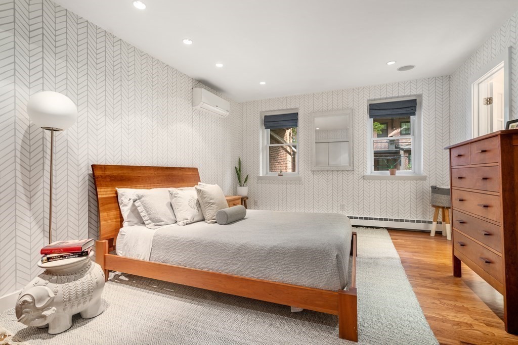 25 Milford St # 1
