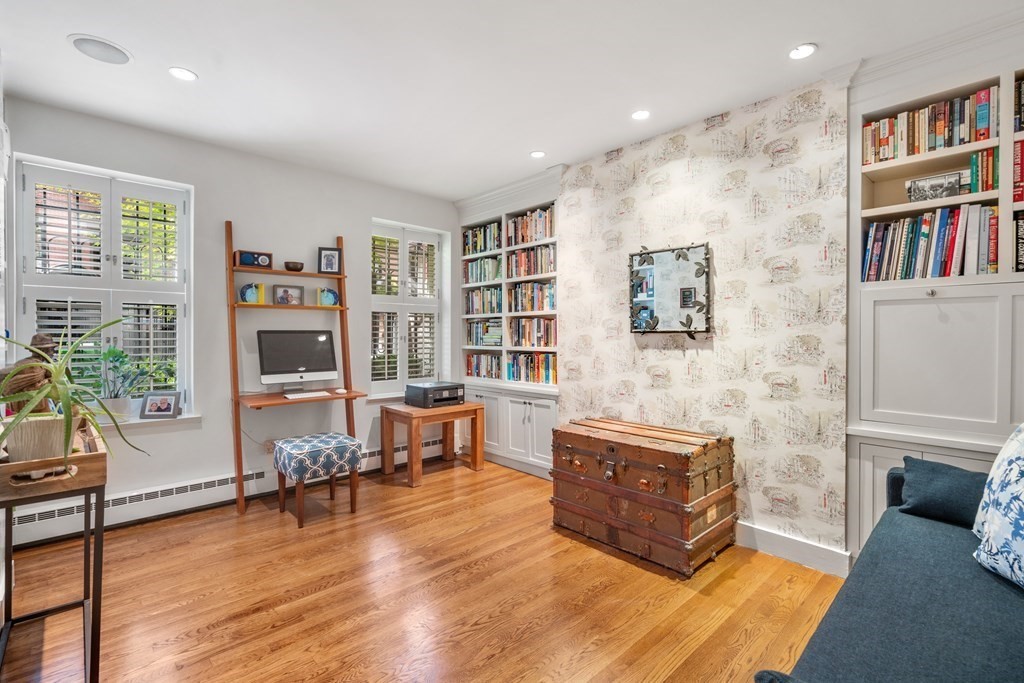 25 Milford St # 1