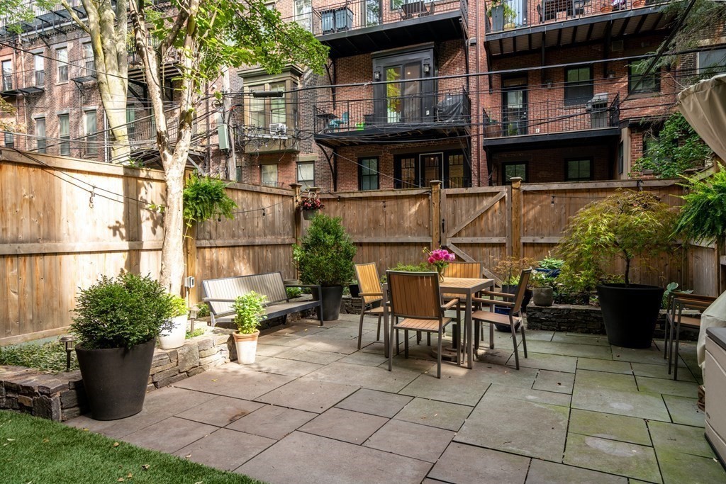 25 Milford St # 1