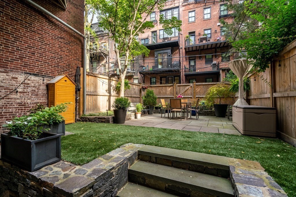 25 Milford St # 1