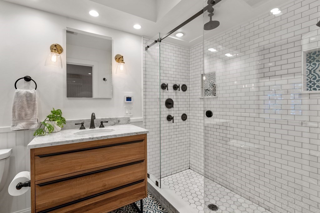 25 Milford St # 1
