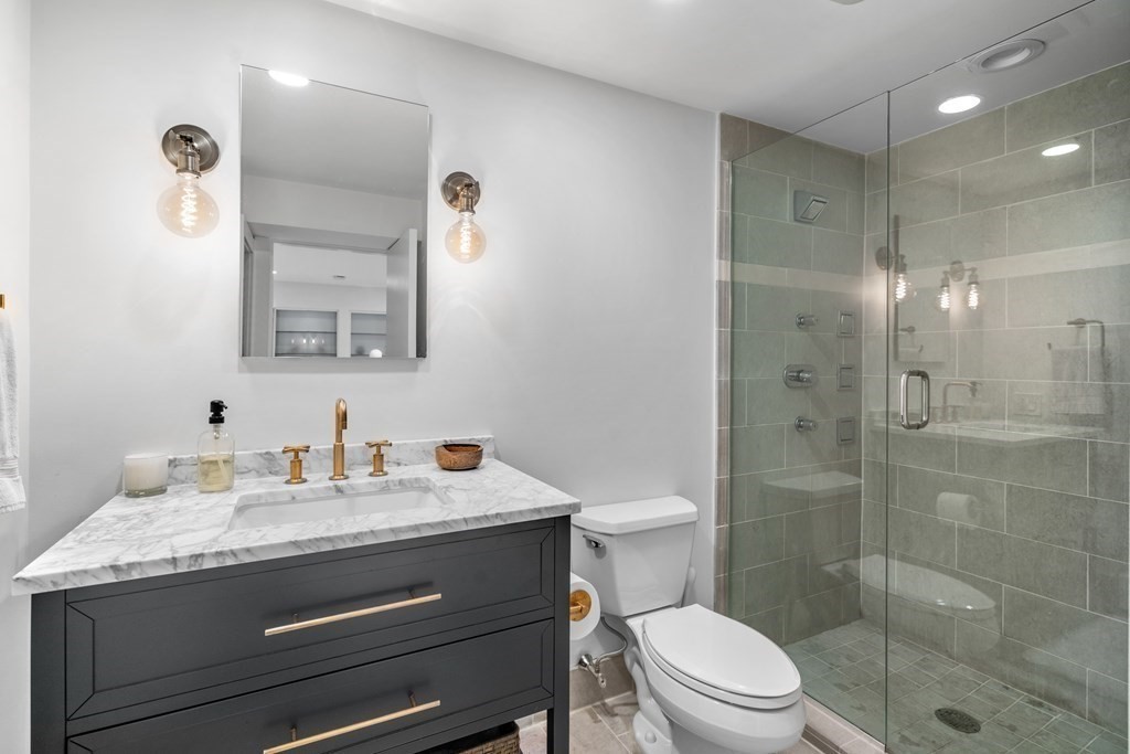 25 Milford St # 1