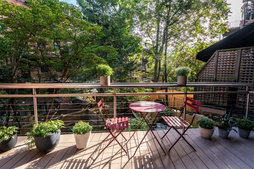 25 Milford St # 1