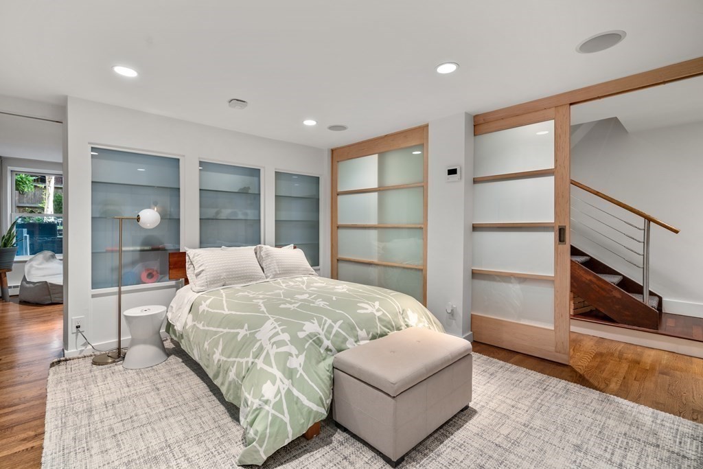 25 Milford St # 1
