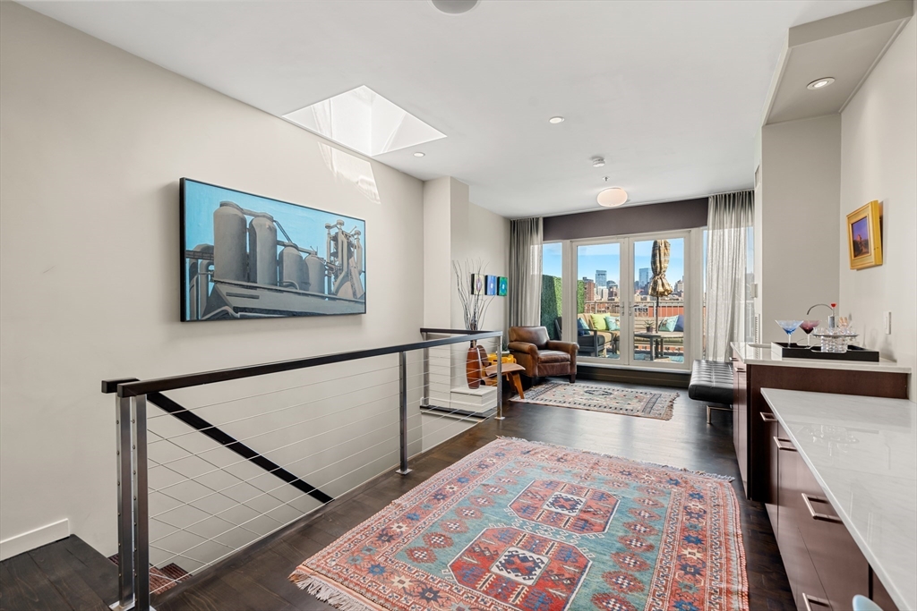 1721-1723 Washington St # 610