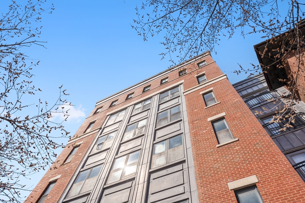 1721-1723 Washington St # 610