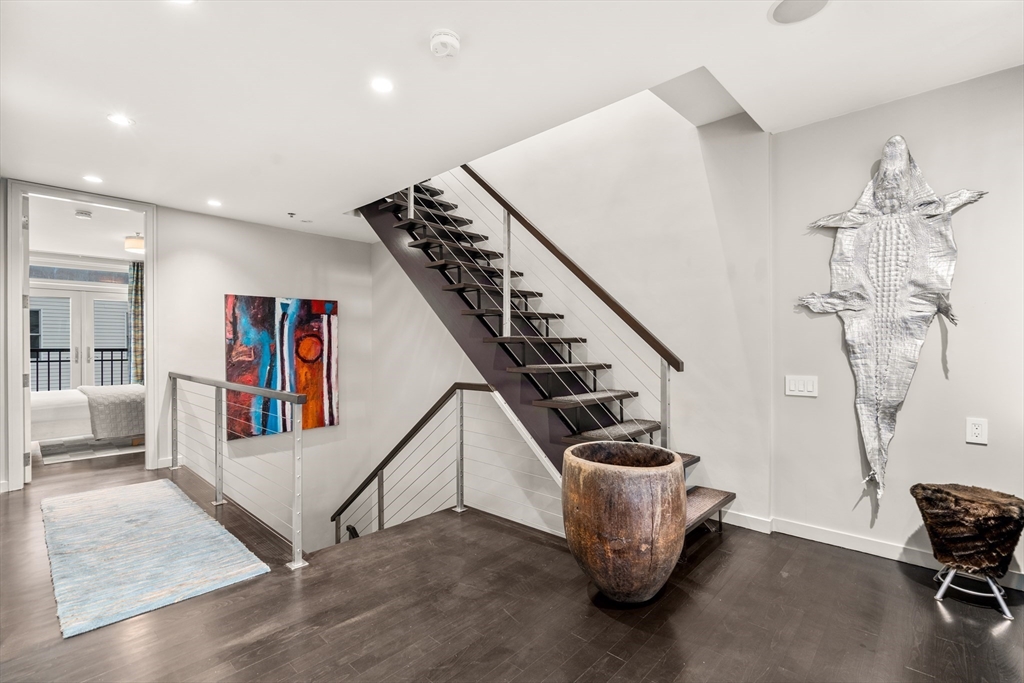1721-1723 Washington St # 610