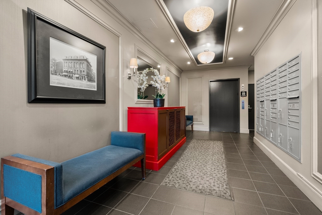 1721-1723 Washington St # 610