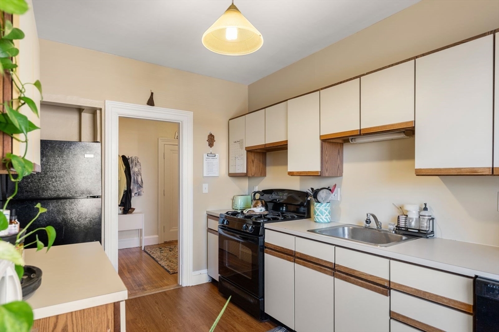 1662 Commonwealth Ave # 53