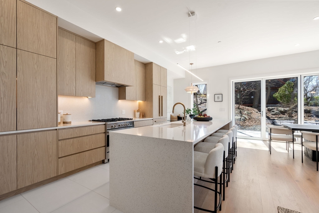 44 Robeson St # 44C