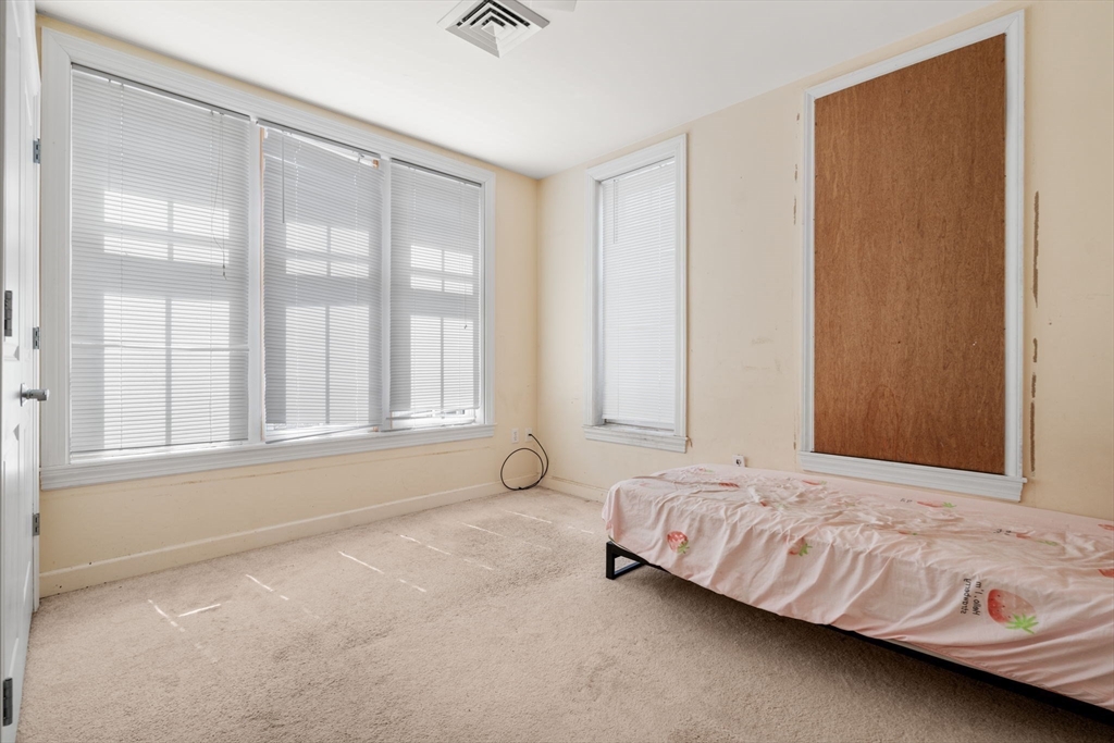 163-165 Chestnut Hill Ave # 102