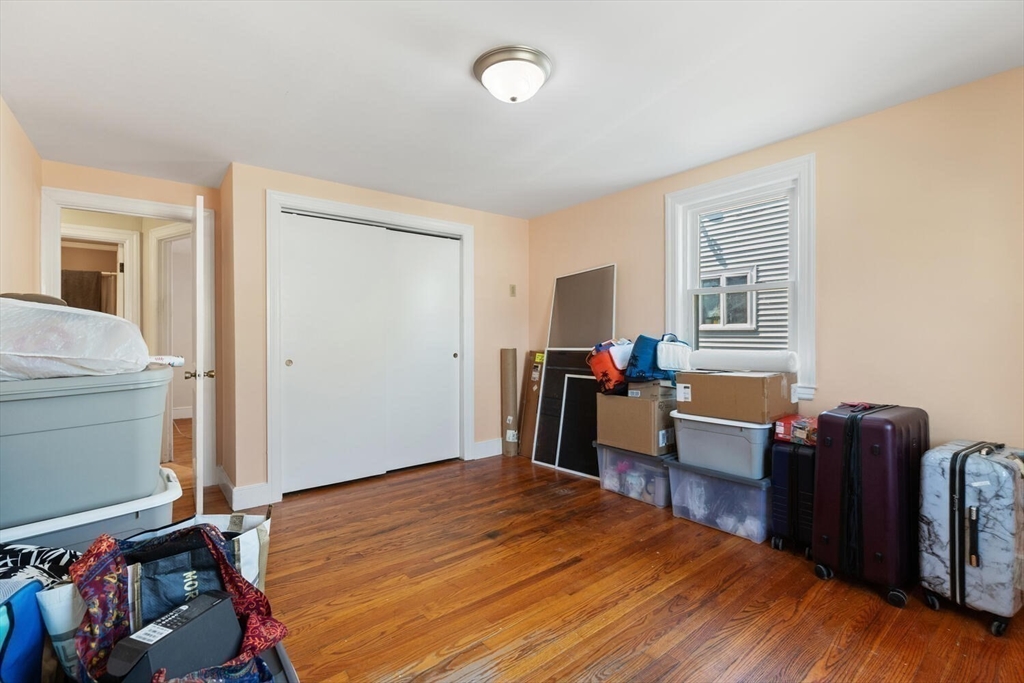 152 Springvale Ave