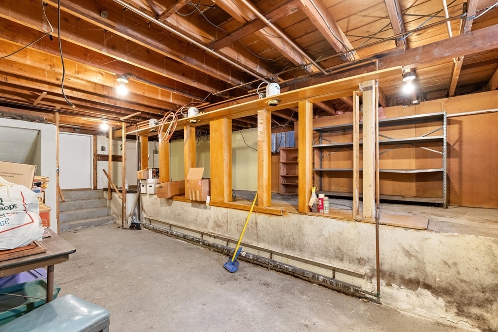 152 Springvale Ave