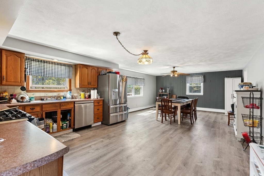 152 Springvale Ave