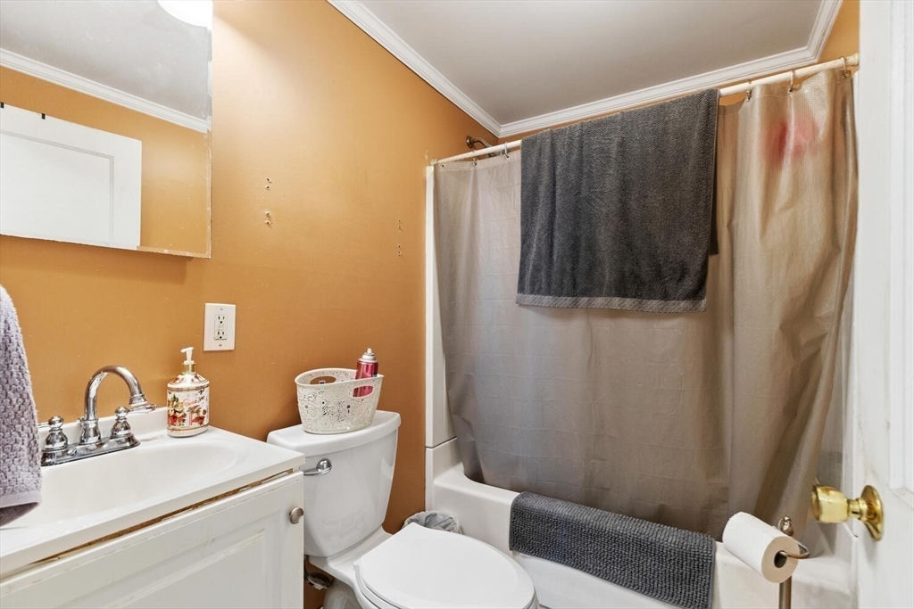 152 Springvale Ave