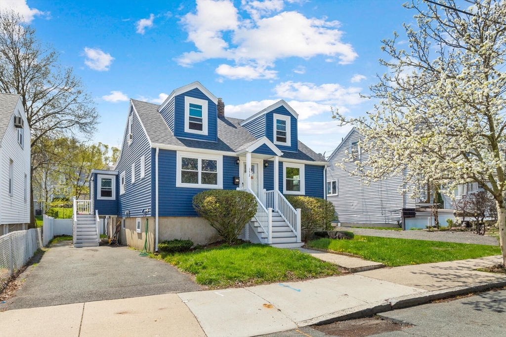 152 Springvale Ave