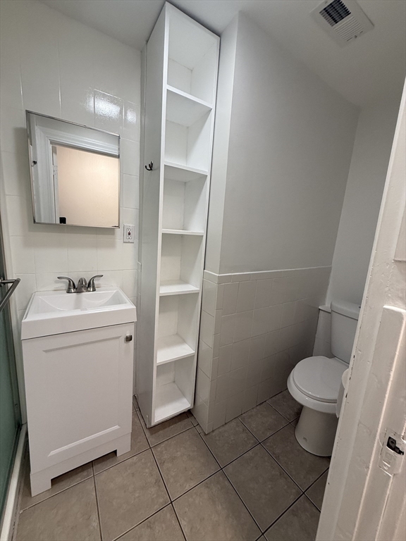 65 Maverick Sq # C