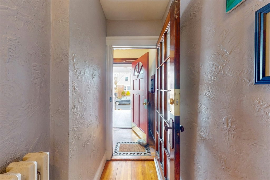 47 Dolphin Ave # 1