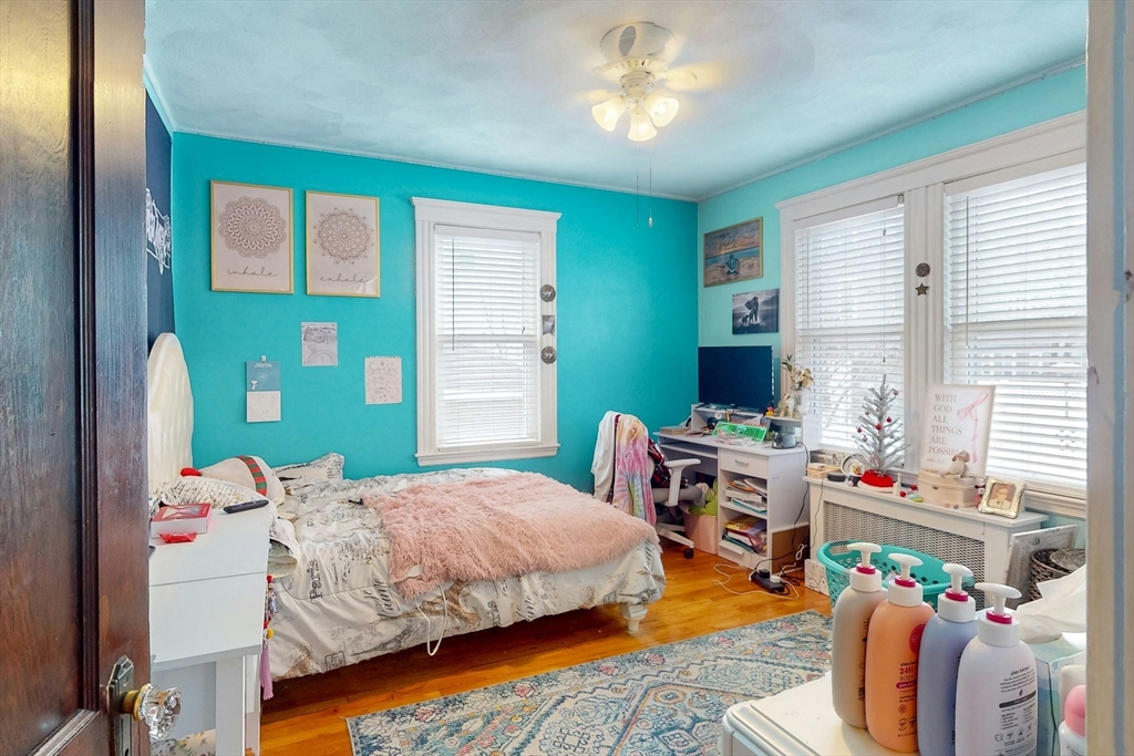 47 Dolphin Ave # 1