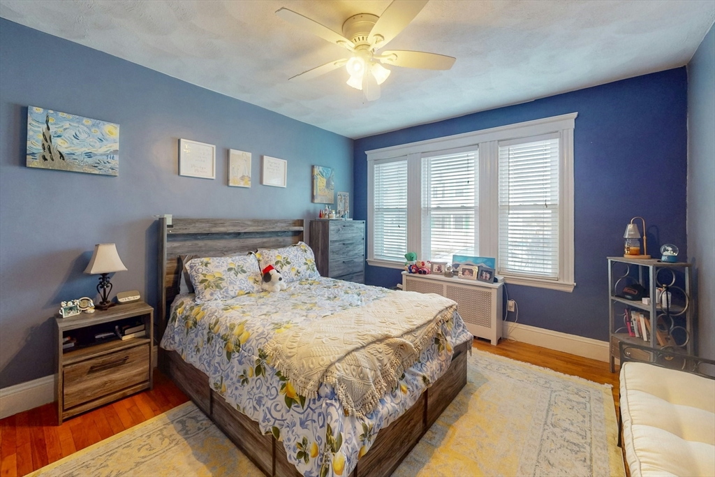 47 Dolphin Ave # 1