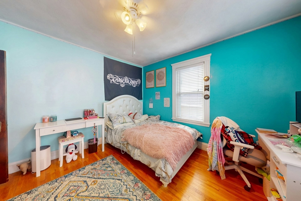 47 Dolphin Ave # 1